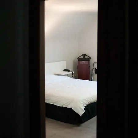 Jfk - Gent Otel Zelzate
